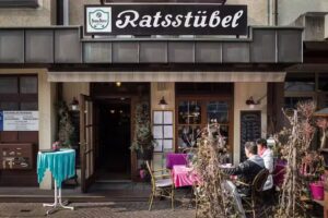 Ratsst&uuml;bel &ndash; Am Rathaus