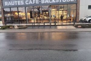 Rautes Caf&eacute; BackStube