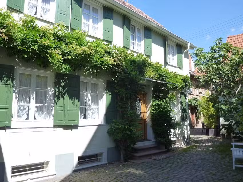 Rebst&ouml;ckel G&auml;stehaus . WeinHof & Vinothek