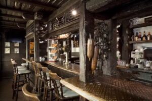 Recki&rsquo;s Restaurant & Bar