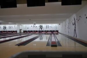 RED Bowl & Lounge