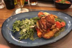 Restaurant 1221