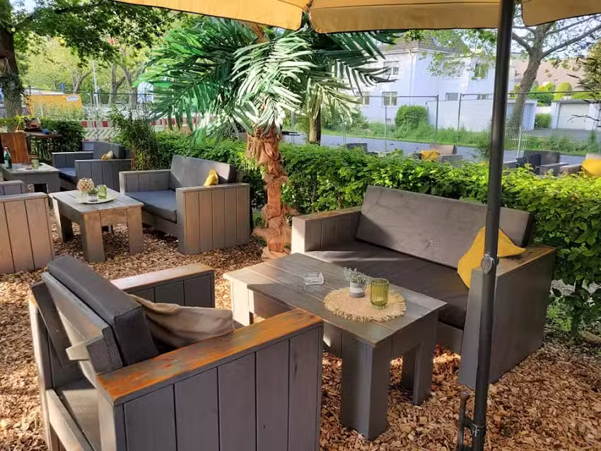 Restaurant Biergarten mit Herz an der Rur