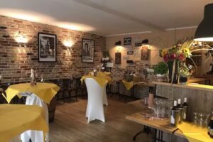 Restaurant Bistro Eiscaf&eacute; am Marktbrunnen