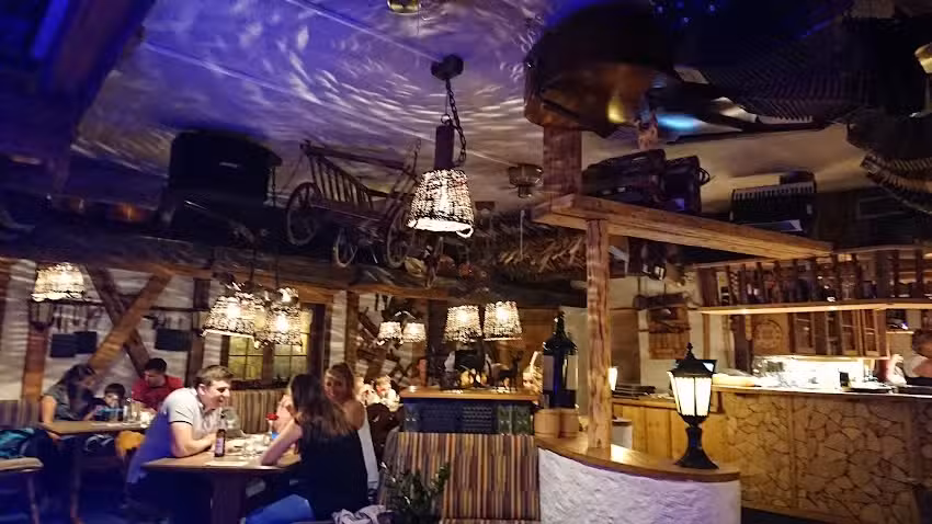 Restaurant &bdquo;Brunnenstadl&ldquo; Regional & Frisch