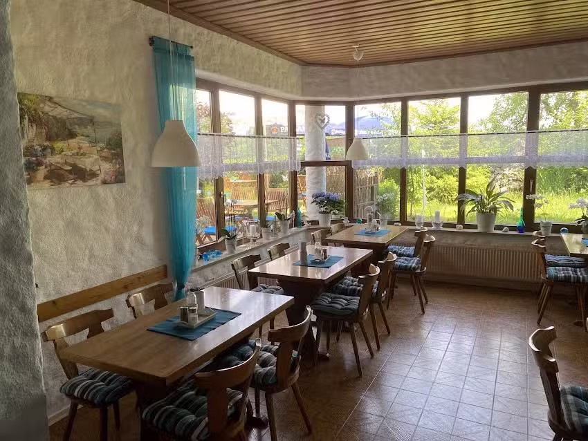 Restaurant Burg Cafe