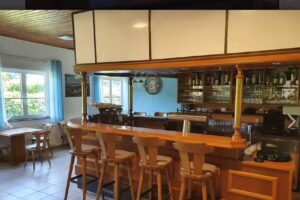 Restaurant ĆAĆA I SIN &ndash; Vater & Sohn am Europaturm