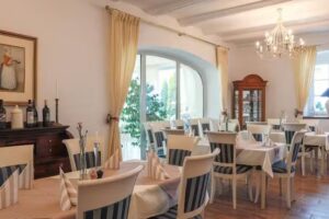 Restaurant & Cafe Am Yachthafen Waren