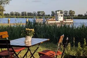 Restaurant & Caf&eacute; &bdquo;An der F&auml;hre&ldquo;