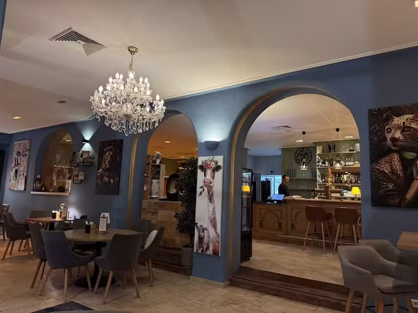 Restaurant Caf&eacute; Bar RoBeSCH