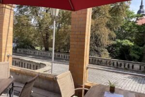 Restaurant & Café ben zi bena