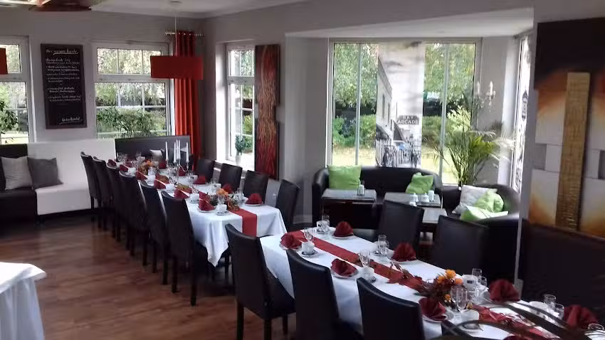 Restaurant Caf&eacute; Ma