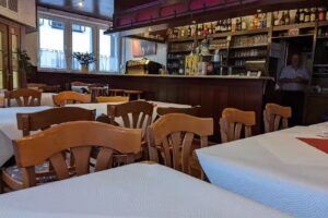 Restaurant Caf&eacute; Portugal