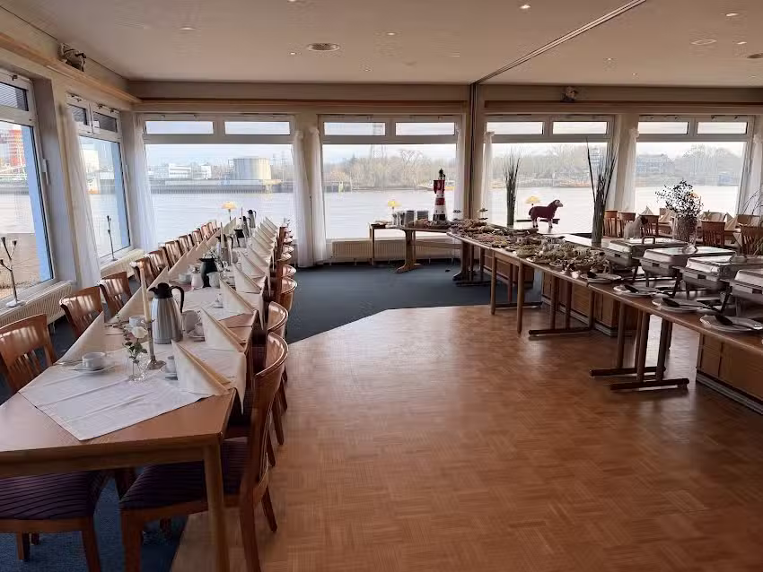 Restaurant & Caf&eacute; Weserblick