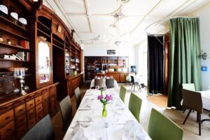Restaurant & Café Wolfgang’s