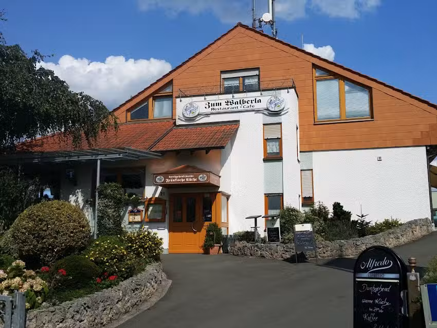 Restaurant & Caf&eacute; &bdquo;Zum Walberla&ldquo;