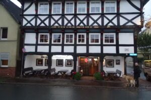 Restaurant Delphi Warburg