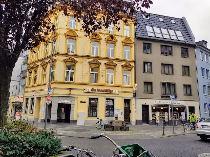 Restaurant &bdquo;Em Bierst&uuml;ffge&ldquo; &ndash; K&ouml;ln