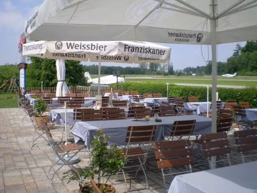 Restaurant Fly In am Flugplatz Jesenwang