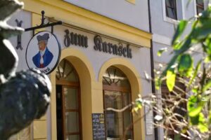 Restaurant &ndash; Gastst&auml;tte Zum Karasek