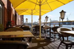 Restaurant &ndash; Hamburger Elbspeicher