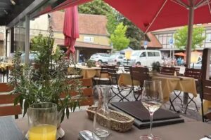 Restaurant Holz&ouml;fele