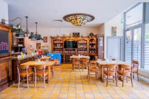 Restaurant im Uferpalais
