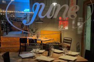 Restaurant june