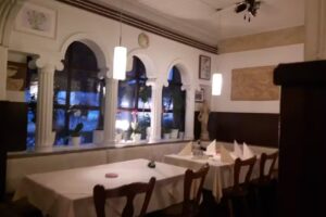 Restaurant Karyatis