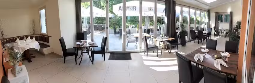 Restaurant Kurcafe Neumair