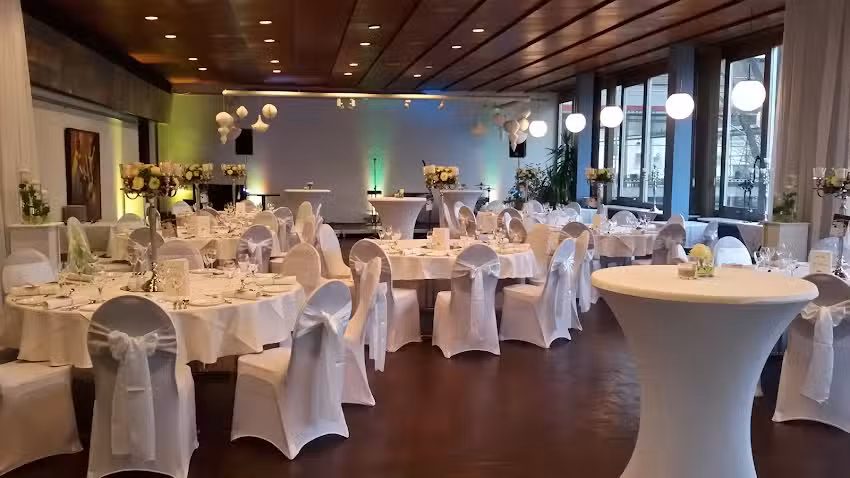 Restaurant La B&eacute;casse