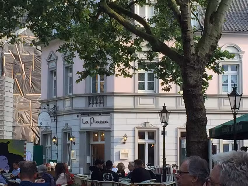 Restaurant La Piazza