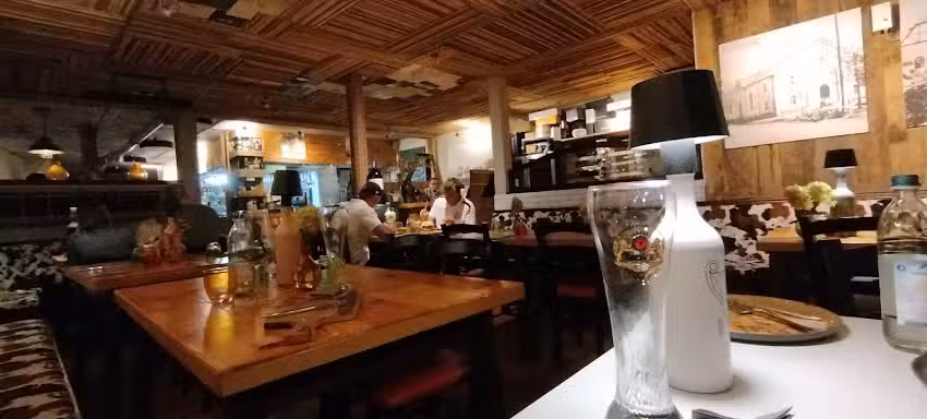 Restaurant La Vida Local