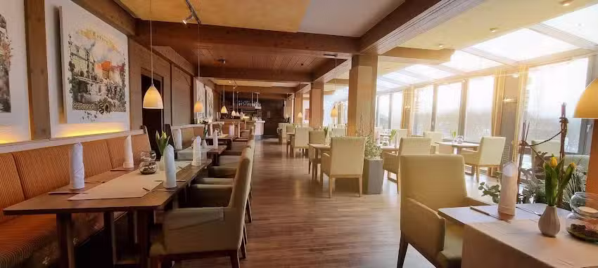 Restaurant &bdquo;Maximilians&ldquo;