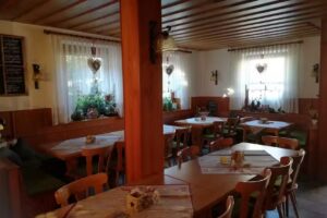 Restaurant, Metzgerei Traube
