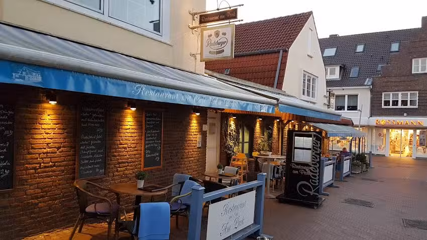 Restaurant mit Café „Am Park“