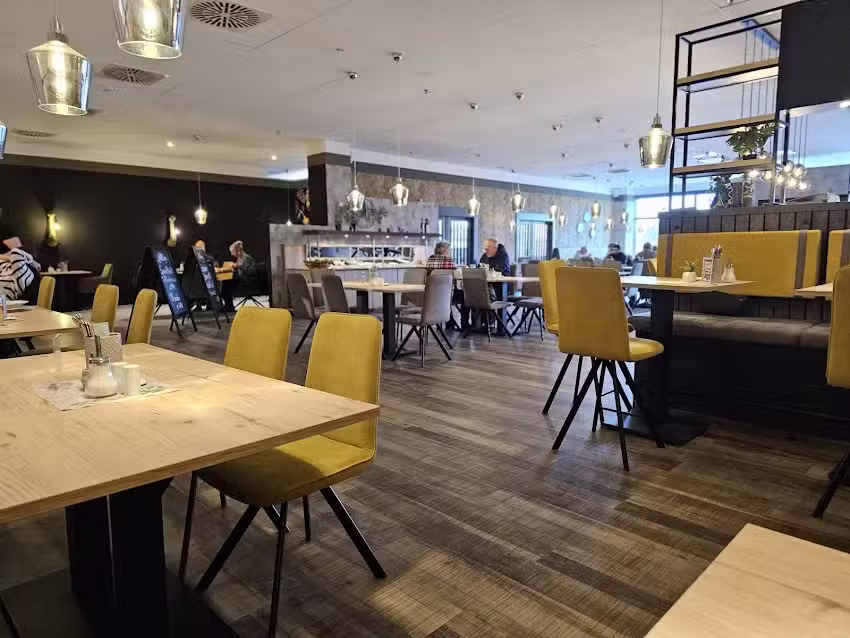 Restaurant M&ouml;belcentrale