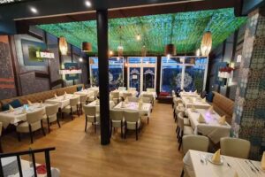 Restaurant Naan N Curry