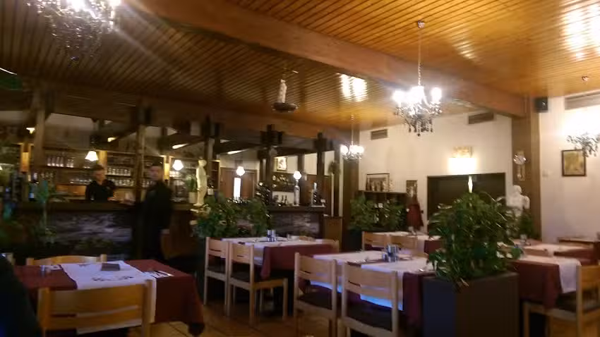 RESTAURANT OLYMPIA HA&szlig;LOCH