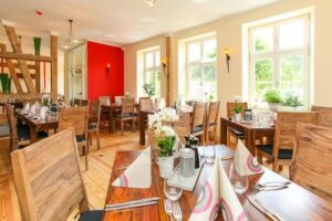 Restaurant & Pension Eshramo