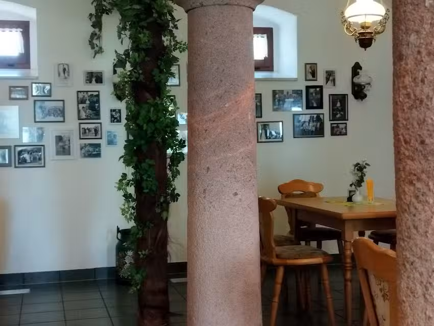 Restaurant & Pension &bdquo;R&uuml;sterhof&ldquo;