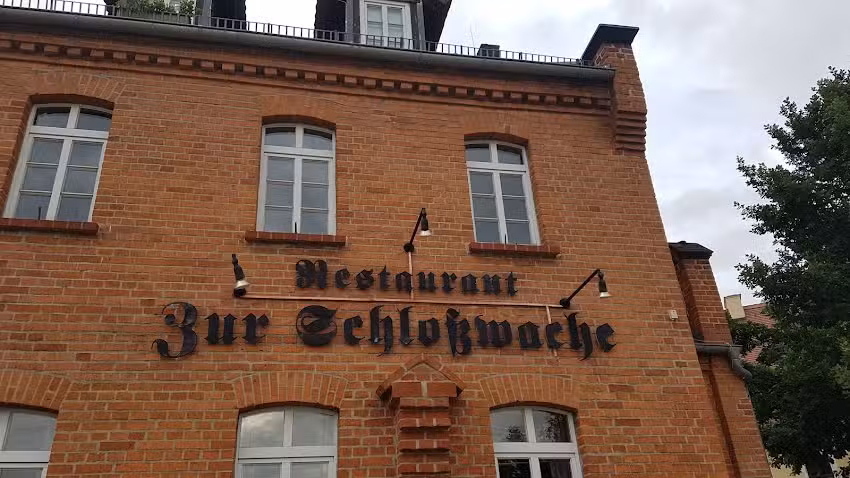Restaurant & Pension „Zur Schloßwache“