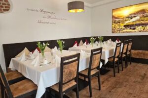 Restaurant Pinseria Eisdiele Bahnhofs-Eck