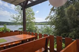 Restaurant-Pizzeria & Eiscafe am See