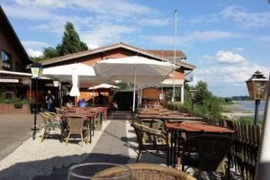 Restaurant & Rheinterrasse Gut Blee