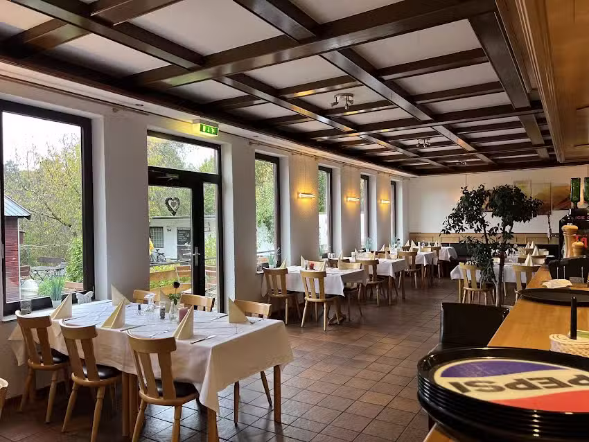 Restaurant & Seecaf&eacute; Miro