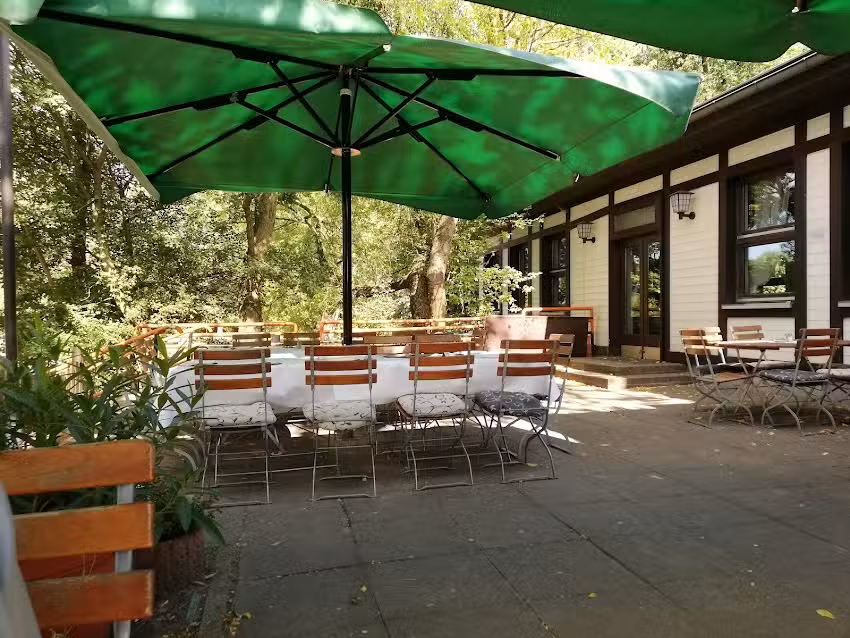 Restaurant Strandbad L&uuml;bars