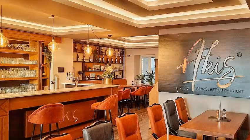Restaurant und Caf&egrave; AKIS