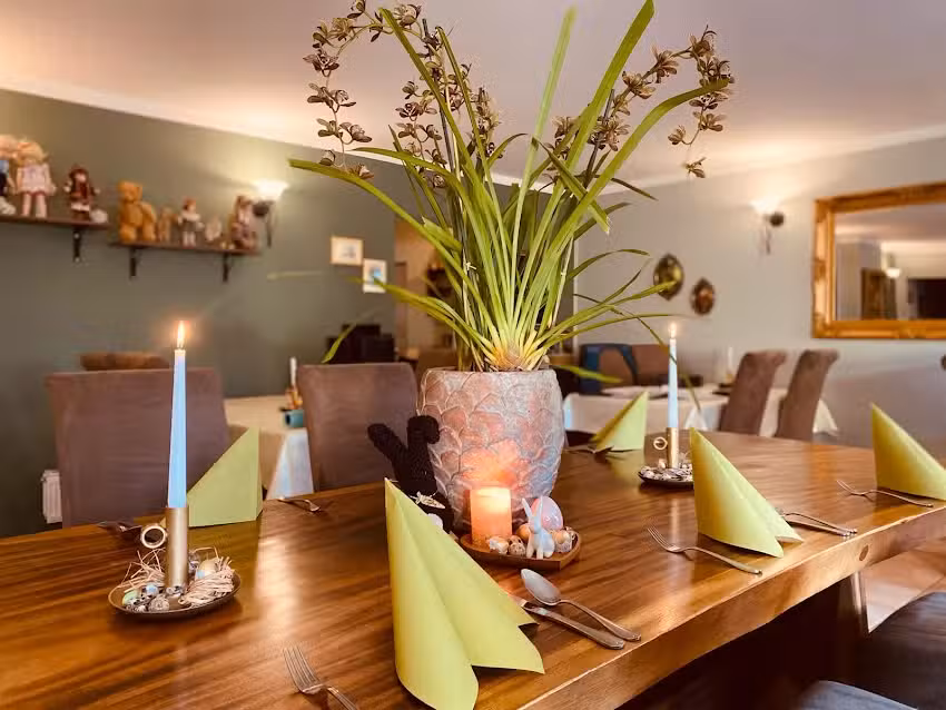 Restaurant und Pension Zur Puppenstube