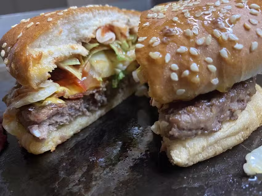 Restaurant USA Burger and Hot Dog